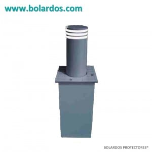 Bolardo Protector® Retráctil Semiautomático con bandas reflectantes